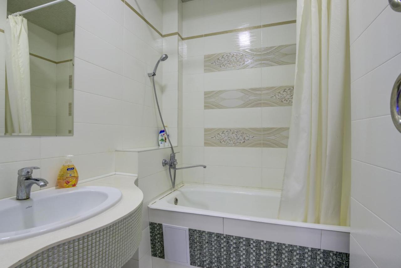 Apartamento 2-Ком Квартира Bishkek Exterior foto